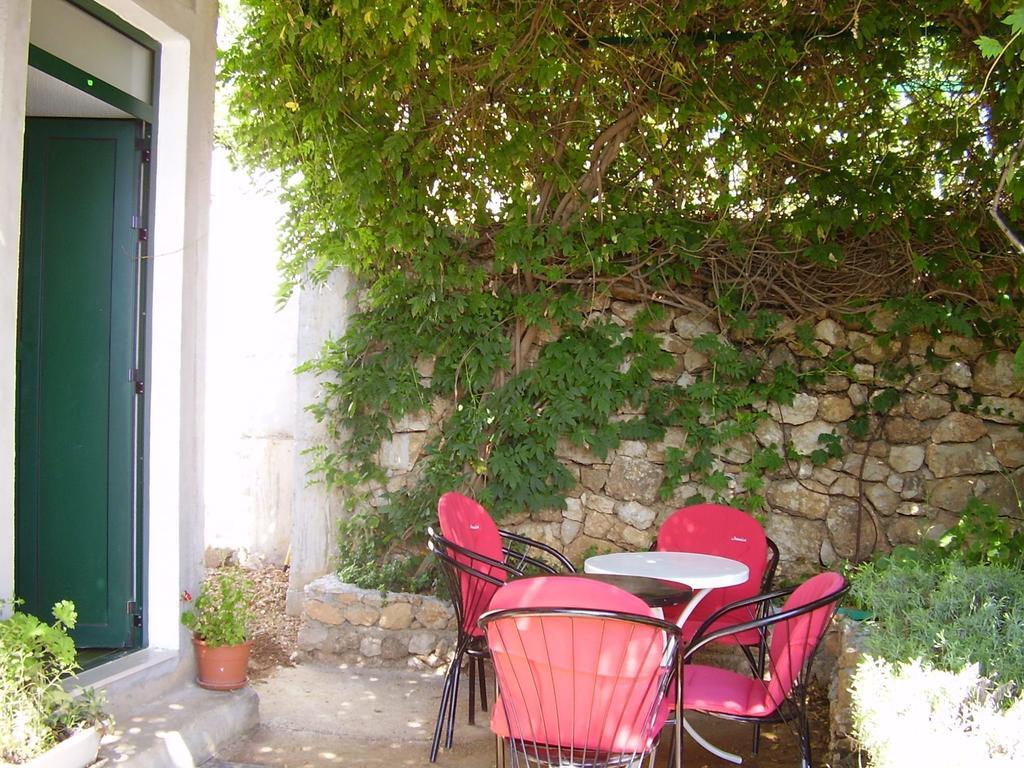 Petar Apartment Omis Ruang foto