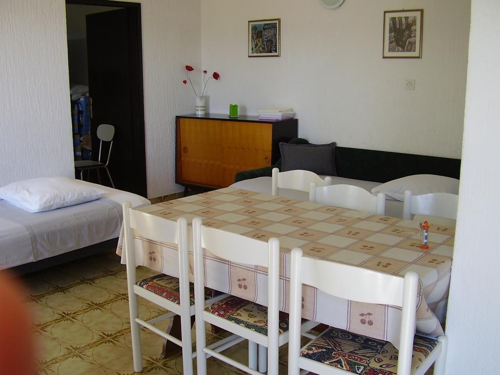 Petar Apartment Omis Ruang foto